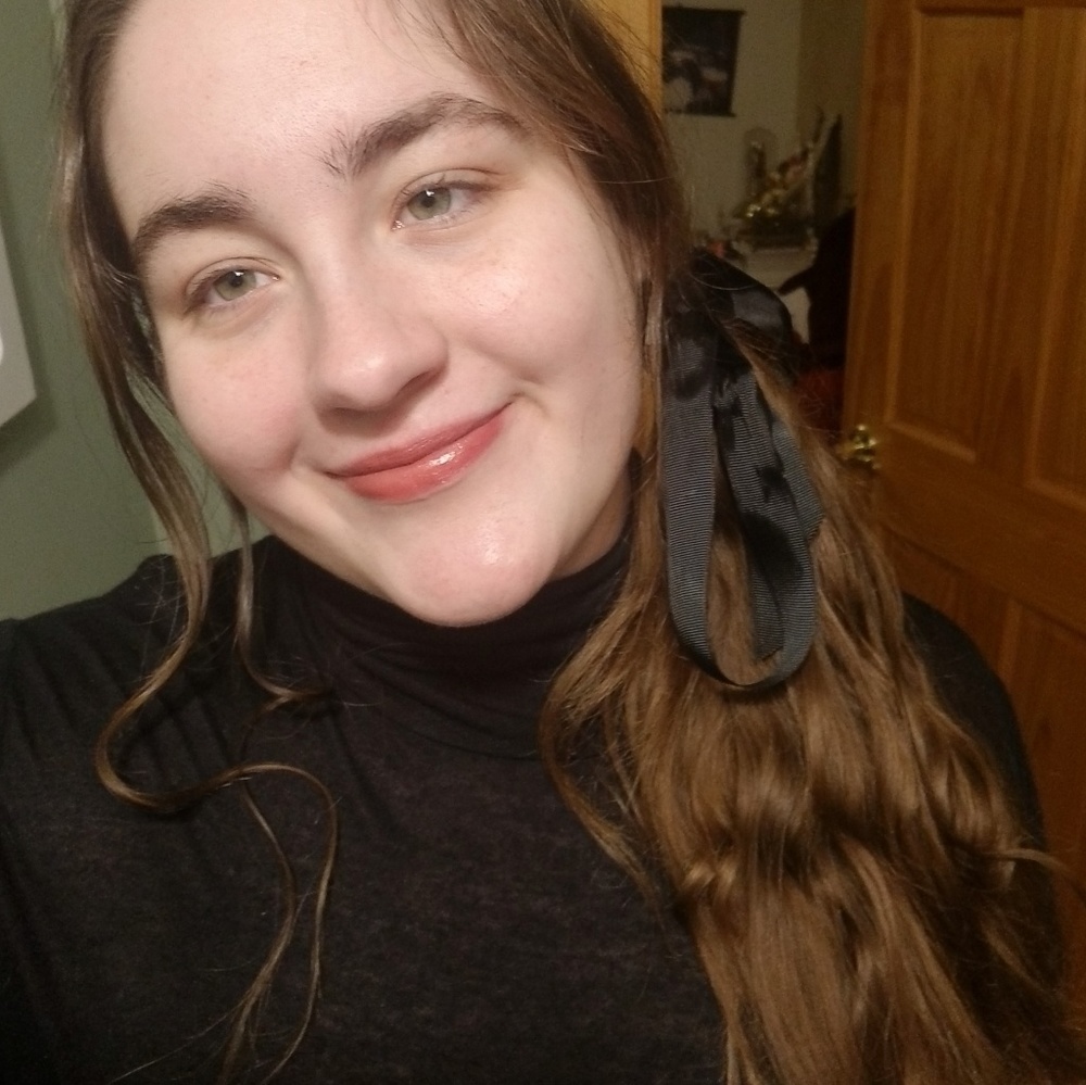 Meet your Posher, Alexandra